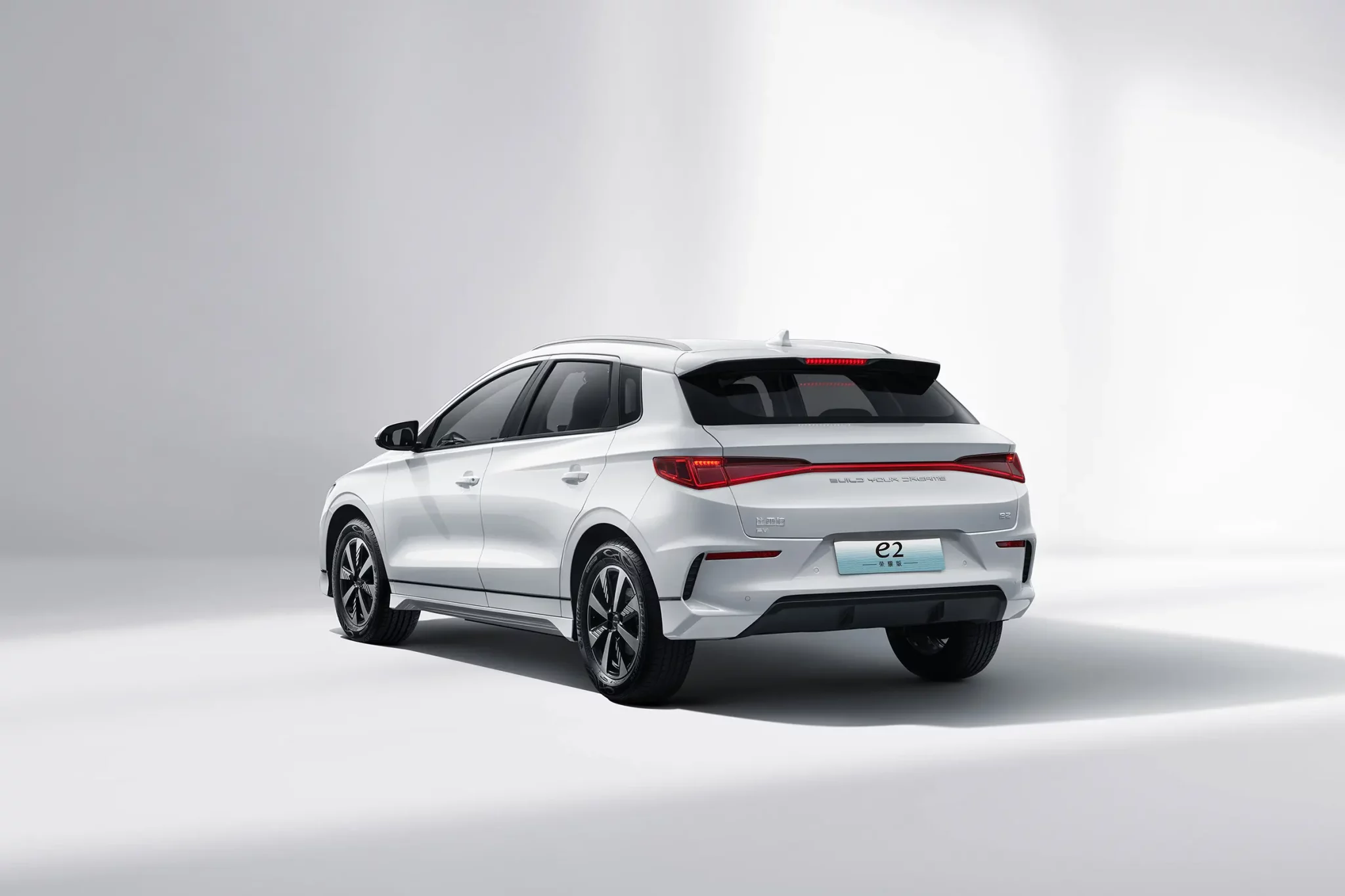 Shipping BYD Cars from China 2026: RO-RO vs Container Cost Comparison